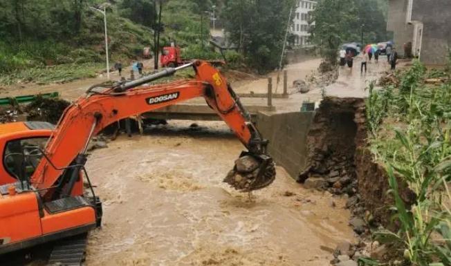 新一輪暴雨來襲，多地加強(qiáng)防汛搶險救災(zāi)